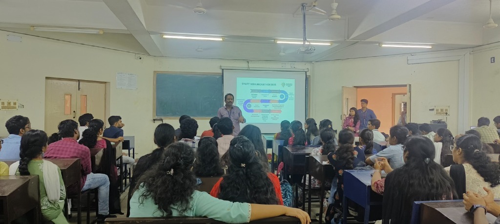 HackRise mentorship session photo 1