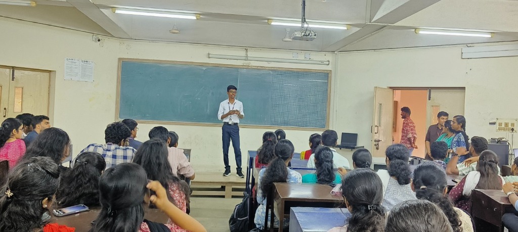 HackRise mentorship session photo 9